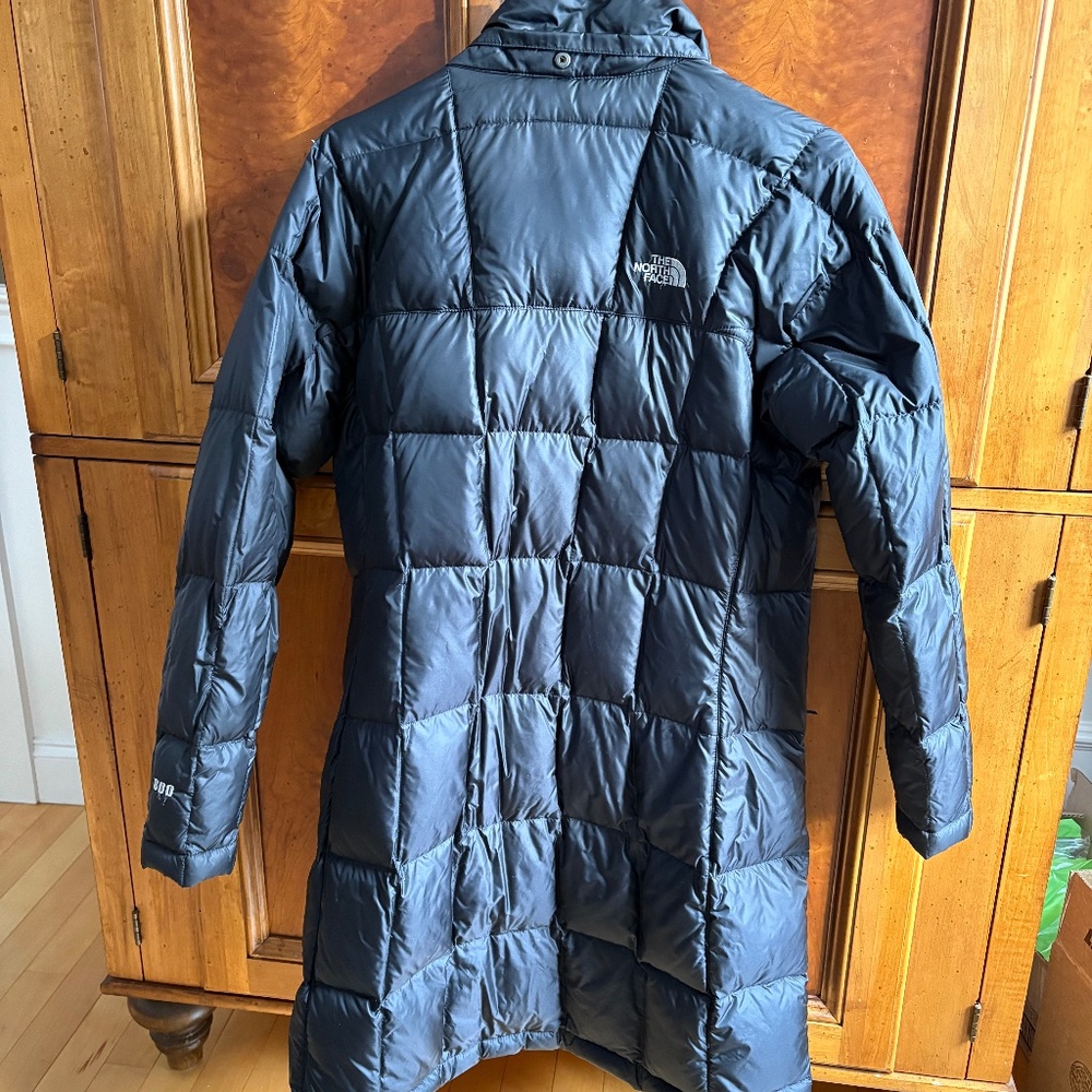 The North Face 600 Fill Long Puffer Coat Women's Medium - Picture 2 of 3